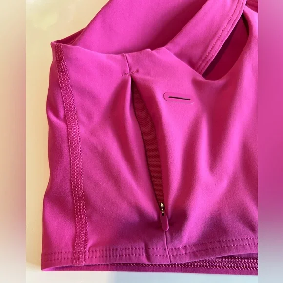 SIZE 6 Lululemon Stash It Bra *Medium Support, B/C Cup SONIC PINK